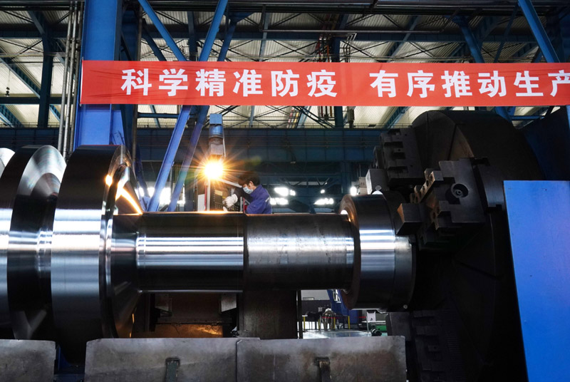 攻坚克难赢未来——从政府工作报告看202...