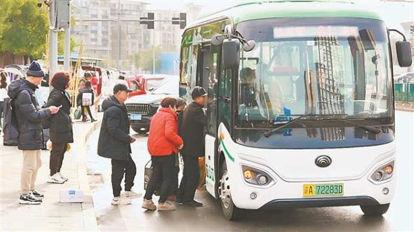 像“打的”一样“打公交” “响应公交”让重庆市民出行更巴适